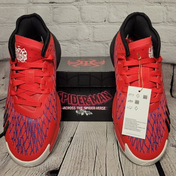 Adidas D.O.N. Issue 4 Spiderman Basketball Shoes